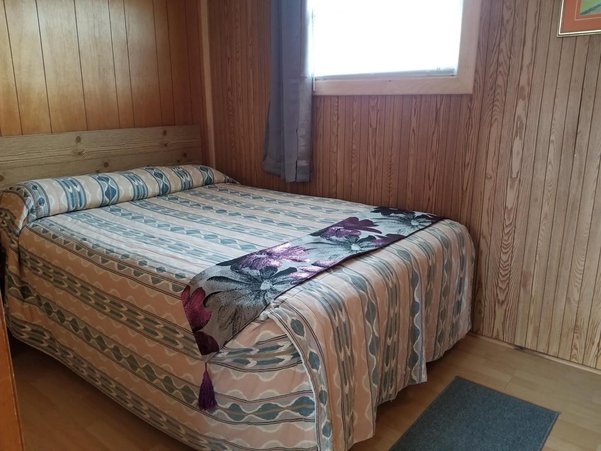 Blue Spruces Cottages Hampton Ngoại thất bức ảnh